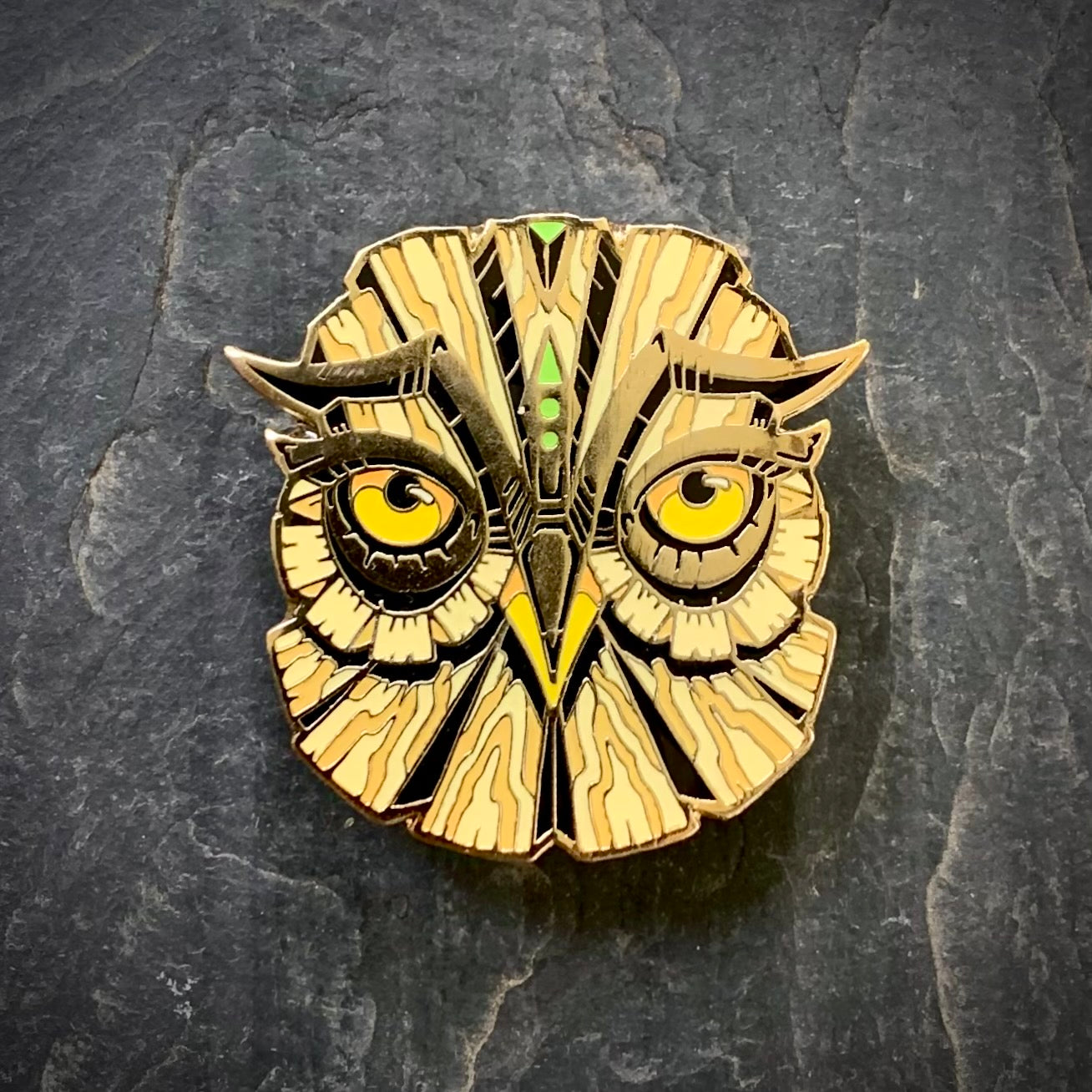 LE 55 “Woodland” Owl Totem pin – Crunchy Fingers