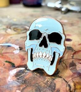 LE 45 “Ice” mini skull pin