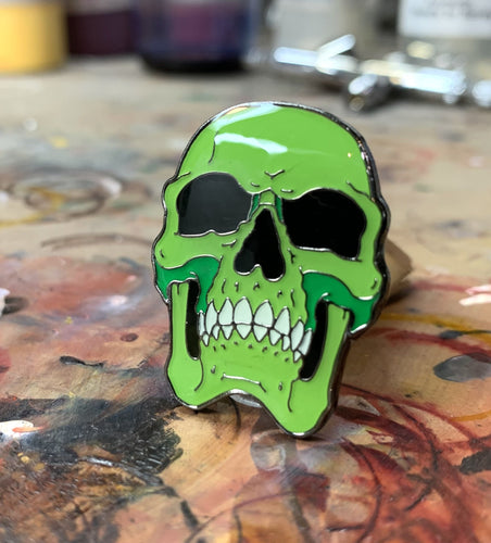 LE 65 “Sublime” min skull pin
